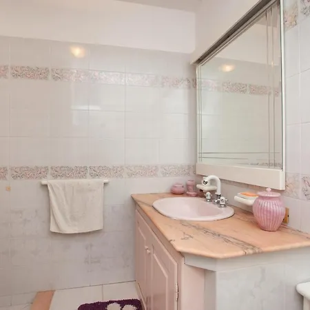 Casa Vacanza Rosa Apartament *