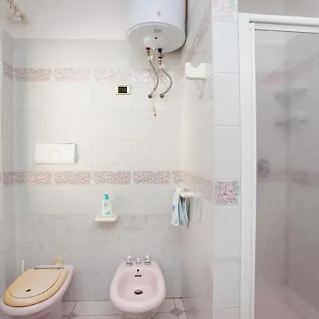 Casa Vacanza Rosa アパート